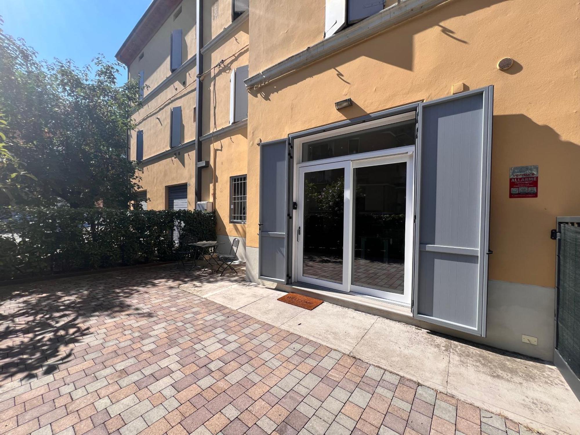 Panigale Deluxe Apartment Bologna Bagian luar foto